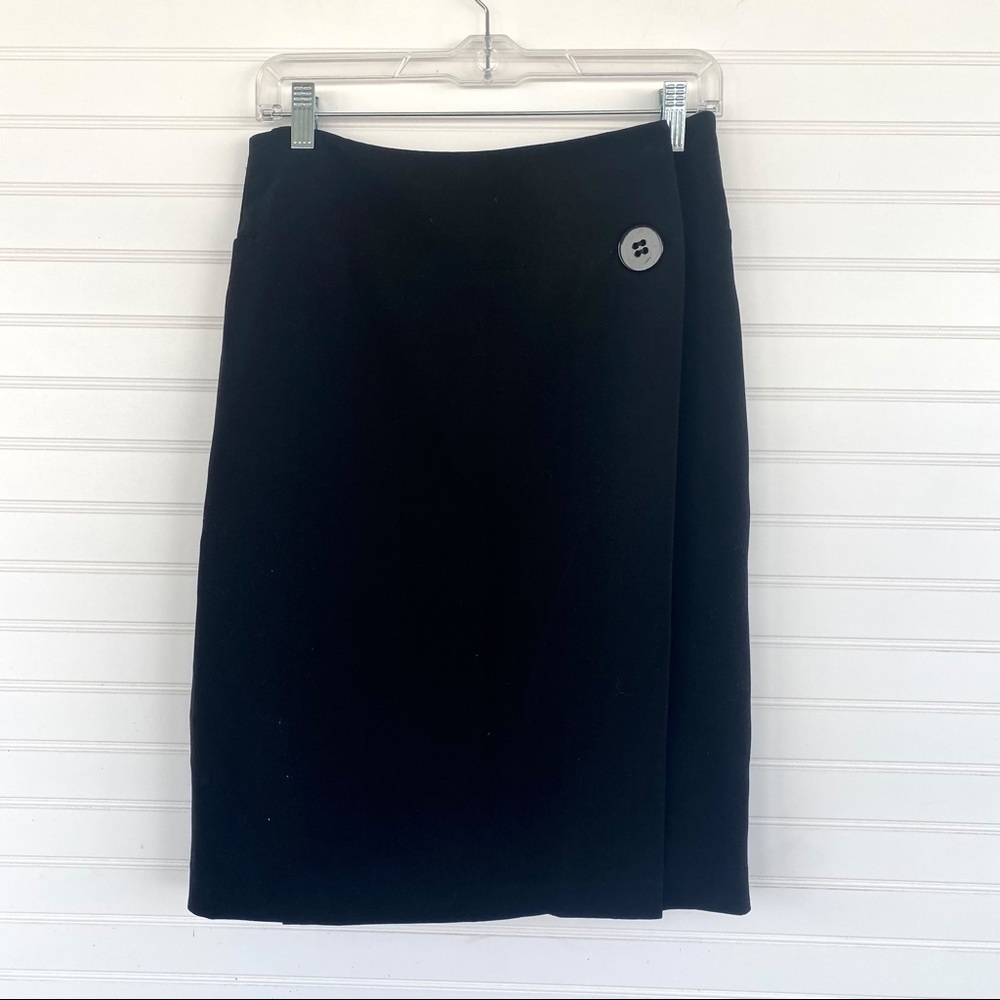 Black wrap skirt Size‎ 8